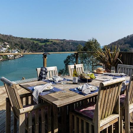 Uphigh - Elevated Family Home With Stunning River Views Dartmouth Luaran gambar